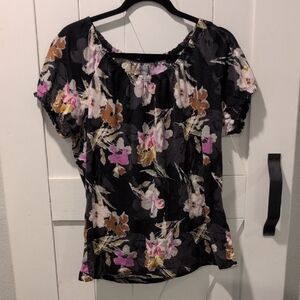 St. John's Bay Cap Sleeve Floral Blouse with Subtle Rouching Size Large
